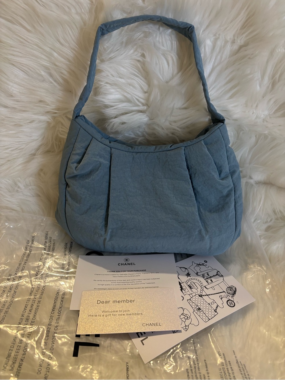 CC BEAUTE Mist Blue Nylon Quilted Bag - Picture 3 of 7